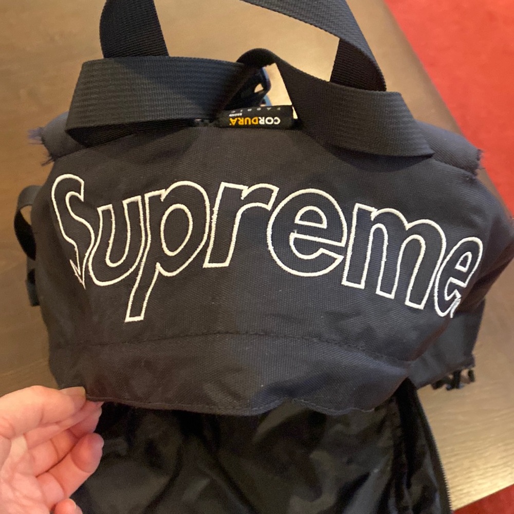 Supreme backpack needs new zipper